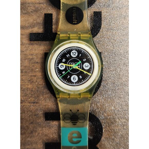 Vintage Swatch Solar Watch RECHARGE SRG101 with case and paperwork